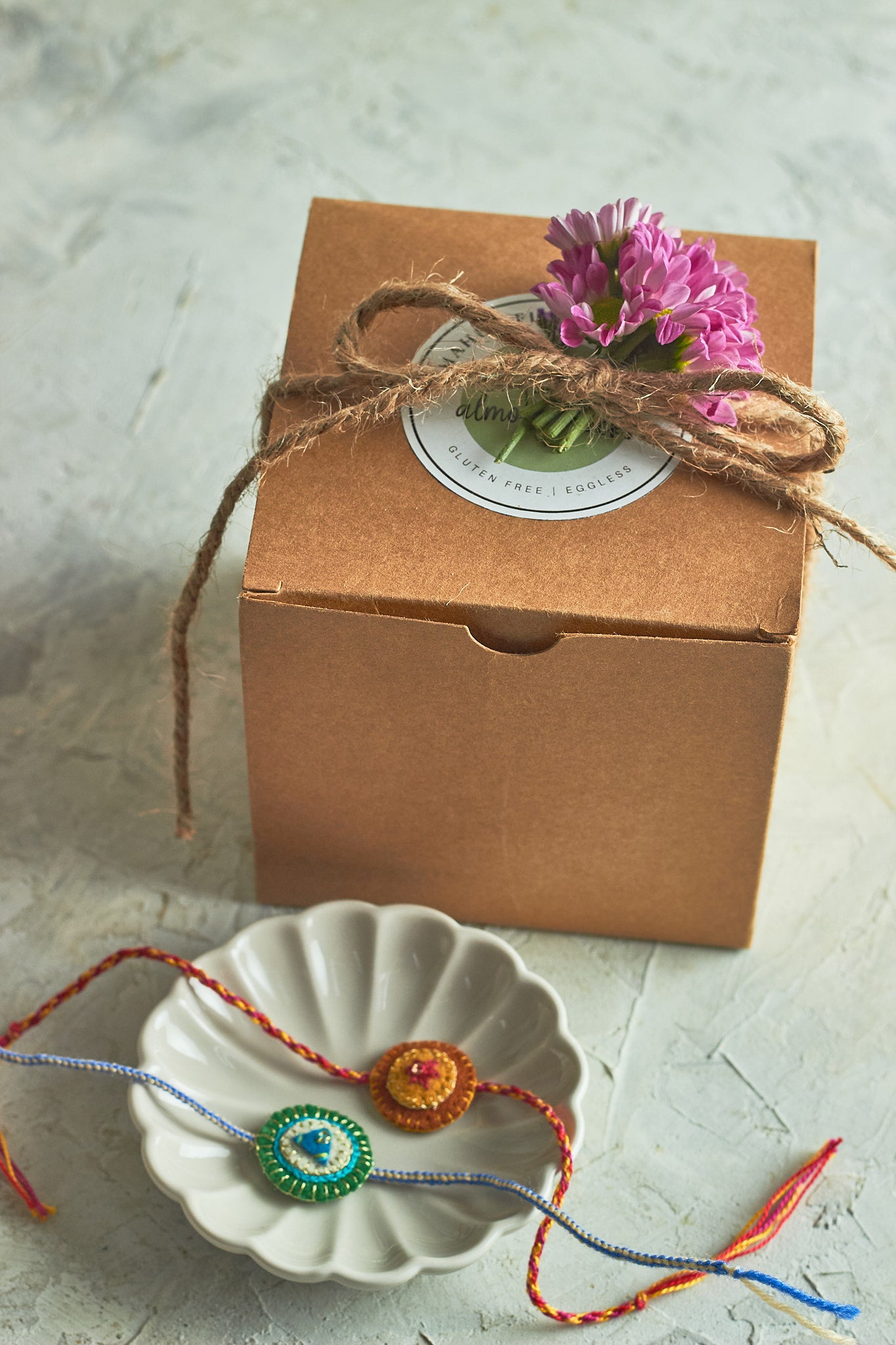 Sweet Bond Box - Mahua Floral Studio