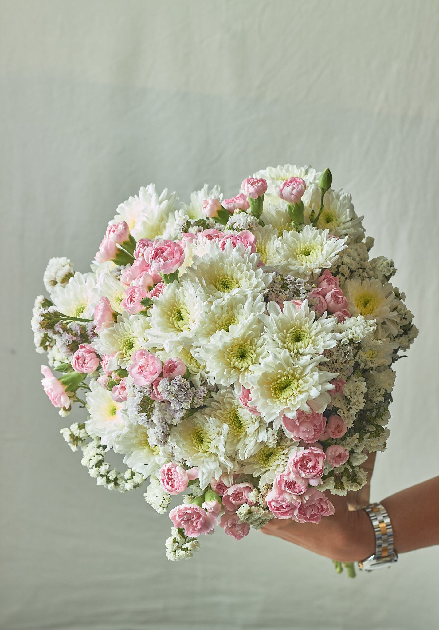 Snow White - Mahua Floral Studio