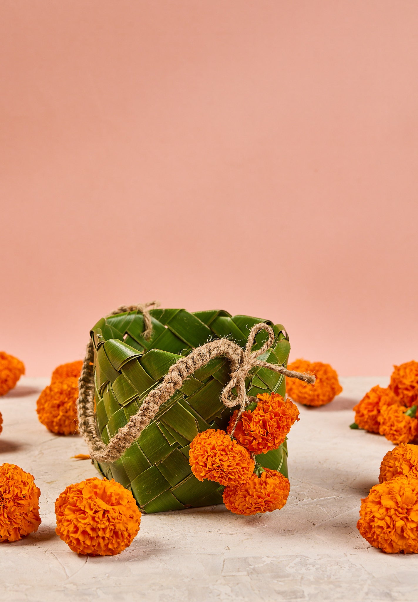 Mithai sling