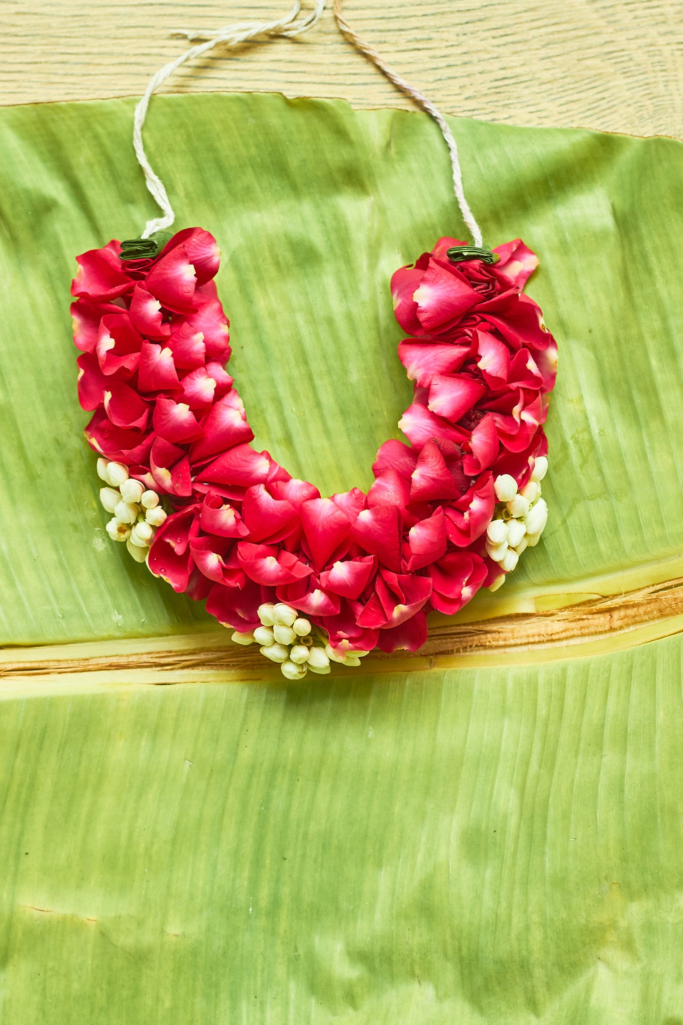 Gulabi Gajra - Mahua Floral Studio