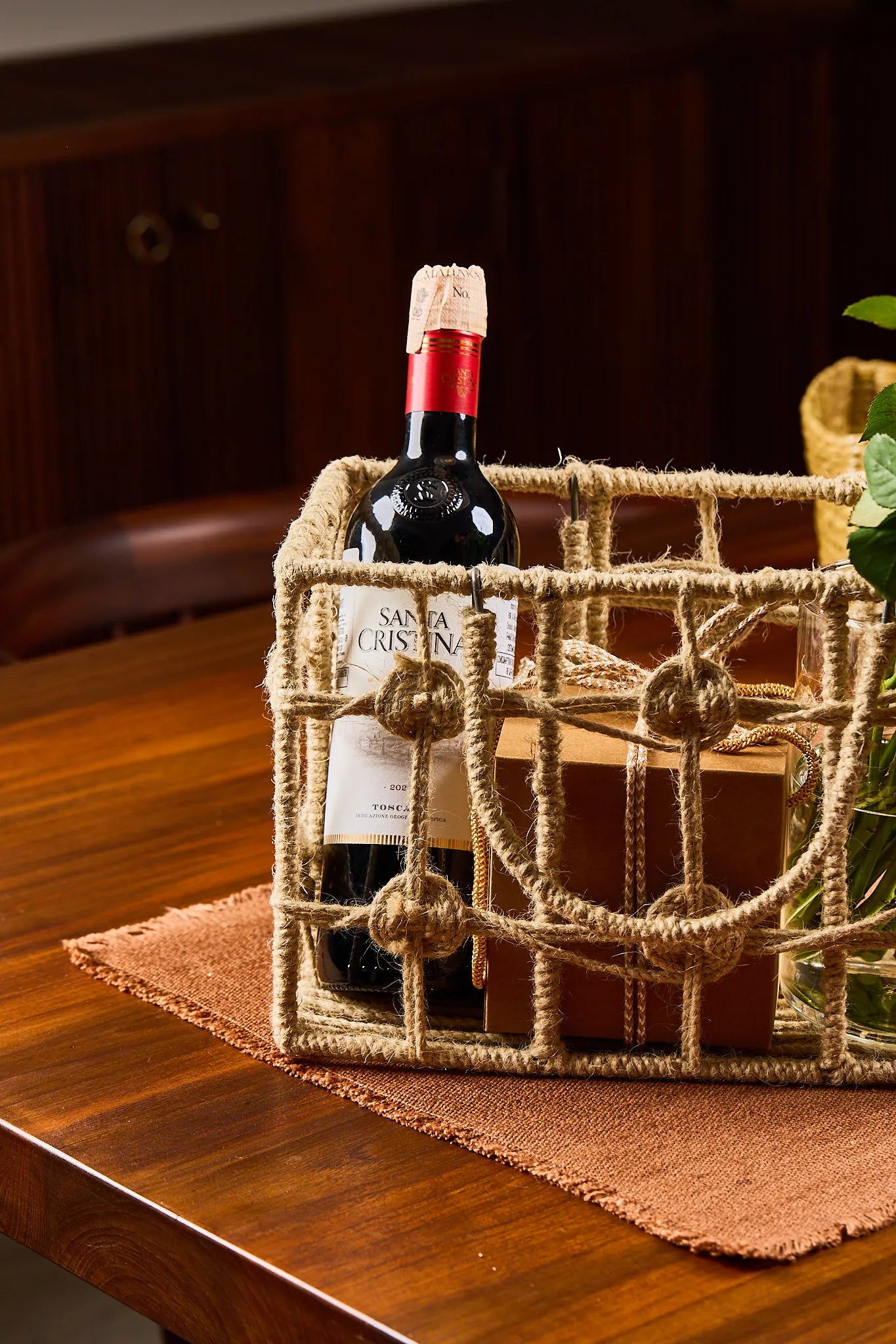 Je t'aime Basket - Mahua Floral Studio