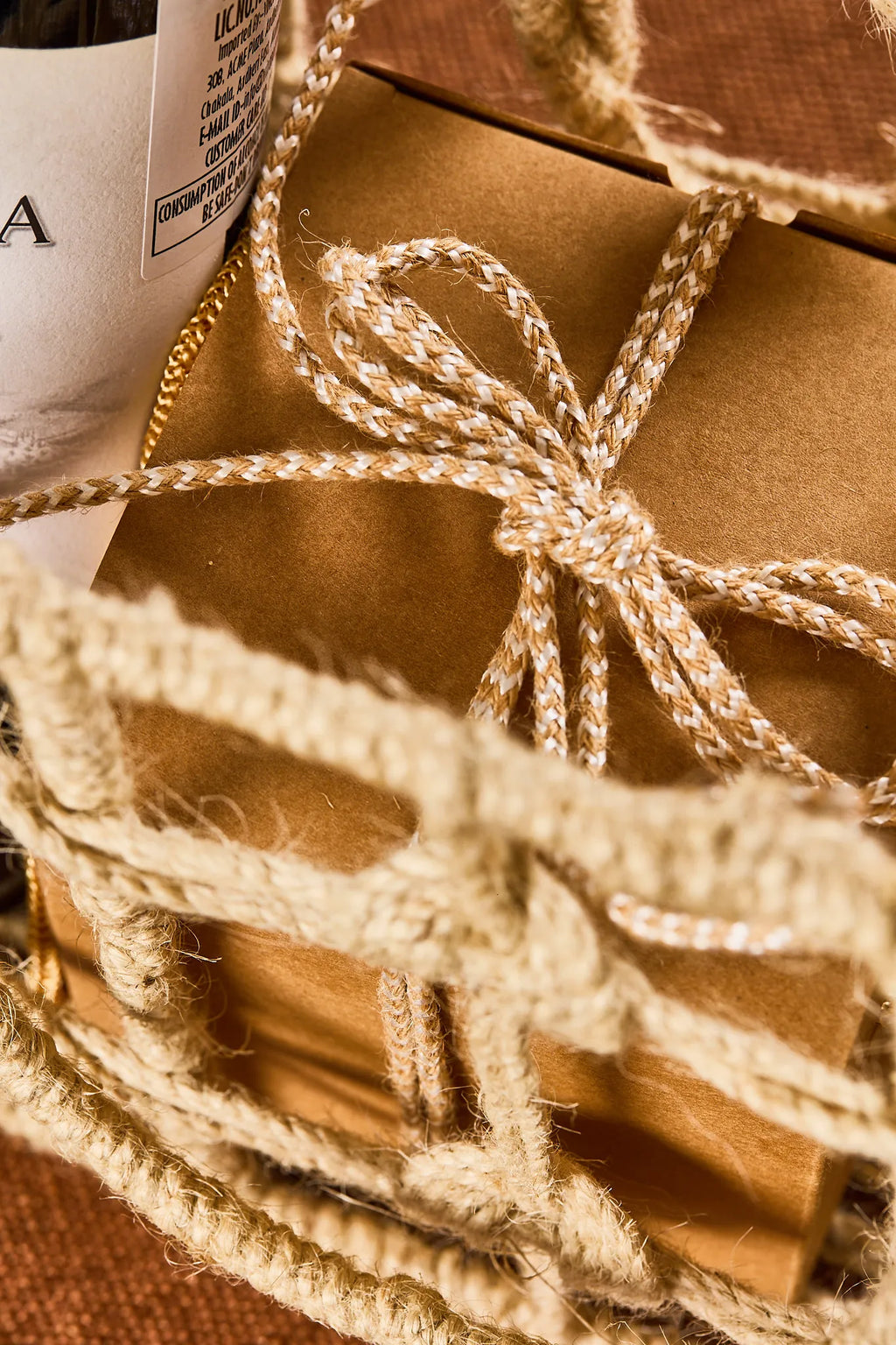 Je t'aime Basket - Mahua Floral Studio