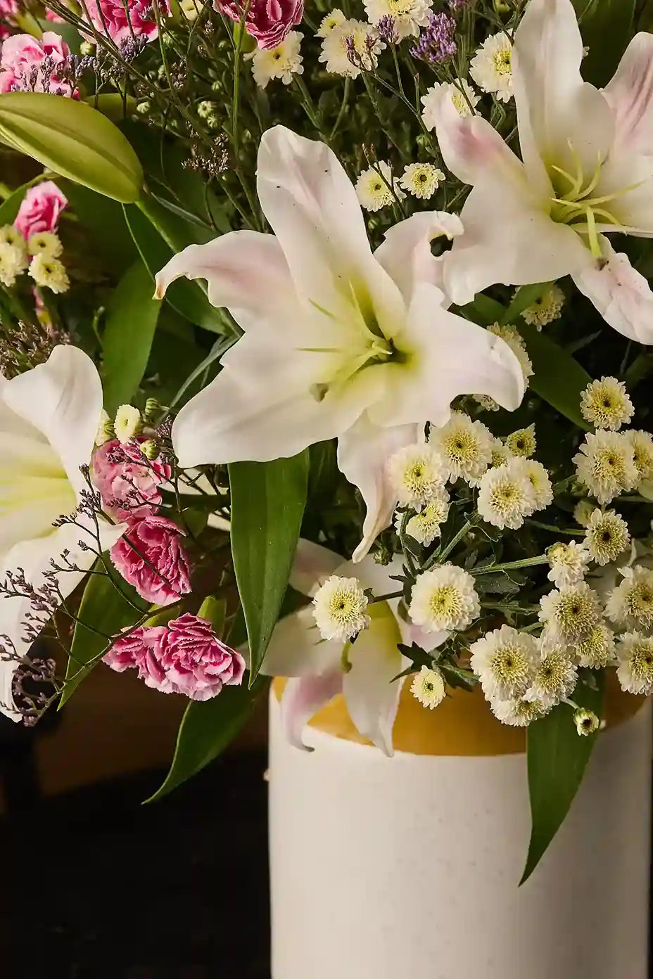 Lily bloom - Mahua Floral Studio