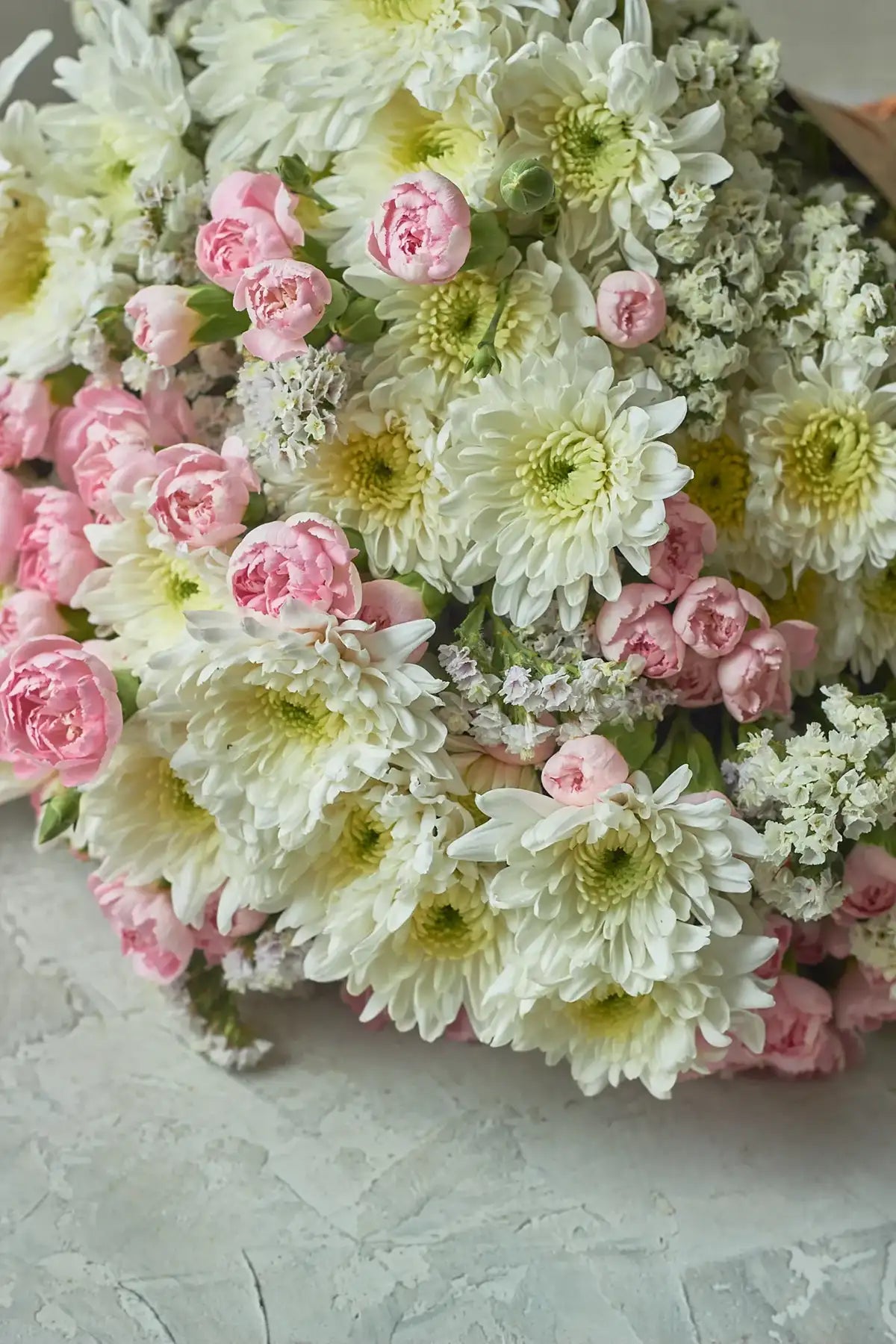 Snow White - Mahua Floral Studio