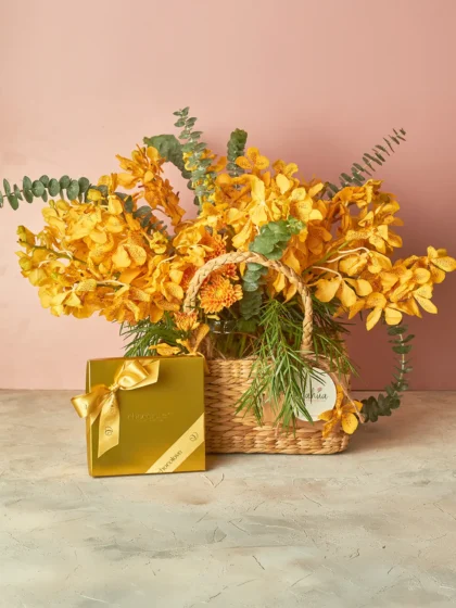 Golden Glam Basket