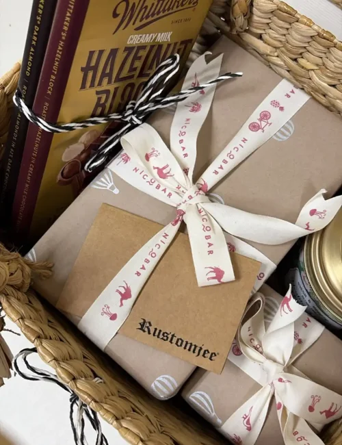 rustomjee-gift-hampers-corpporate-gifts-1